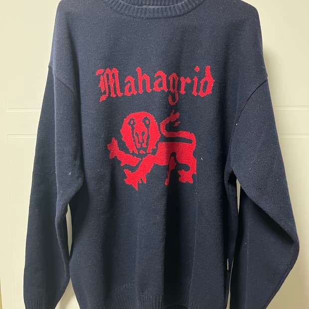 마하그리드 니트 스웨터