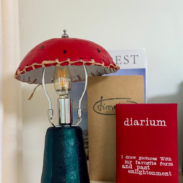 키치하고 사랑스러운 페이퍼마쉐 수박 조명🍉❤️