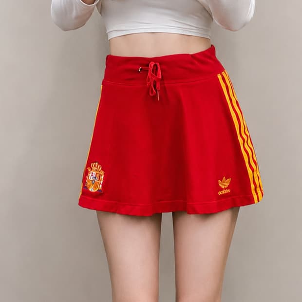 S 희귀템) 아디다스 스페인 국대 블록코어 y2k 빈티지 미니스커트