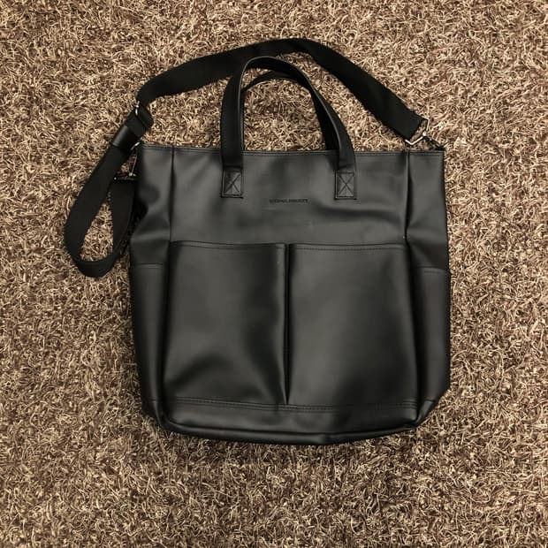 내셔널 퍼블리시티 토트 크로스백