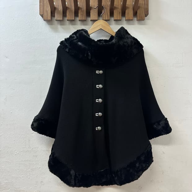 일본빈티지 블랙 판초 버튼 디테일 포인트 A라인 케이프 코트