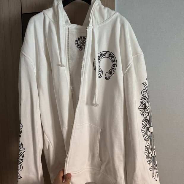 크롬하츠 홀드슈 후드집업 화이트