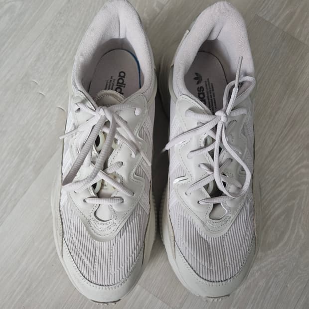 아디다스 운동화