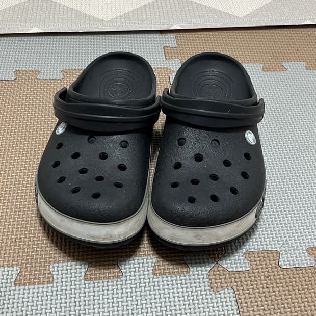 크록스 샌들 270
