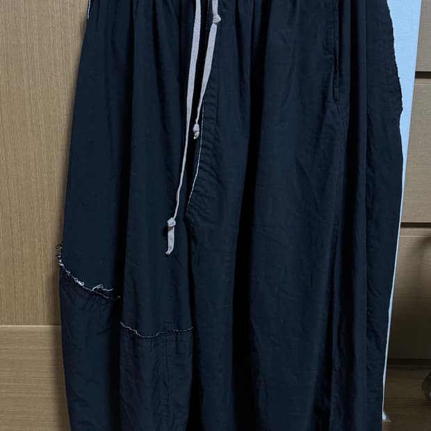 꼼데가르송 꼼데가르송 23SS 스커트 (블랙 M)