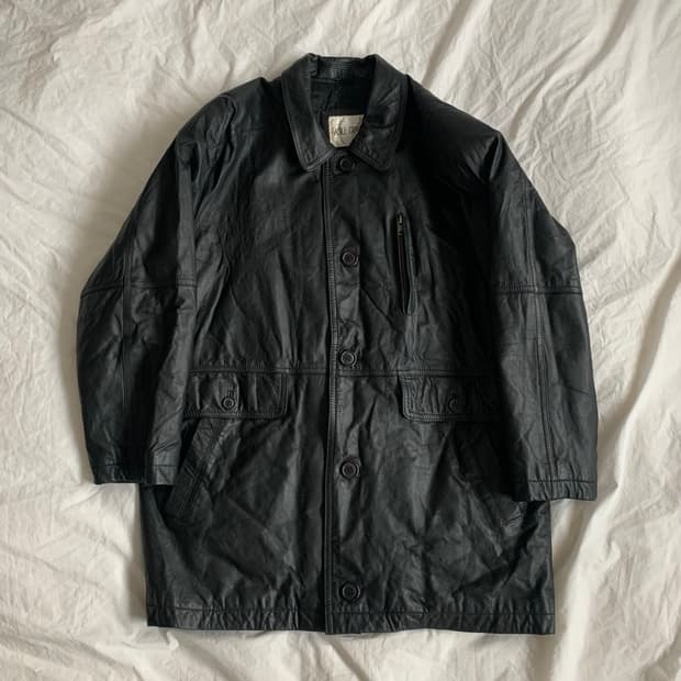 블랙 레더 코트