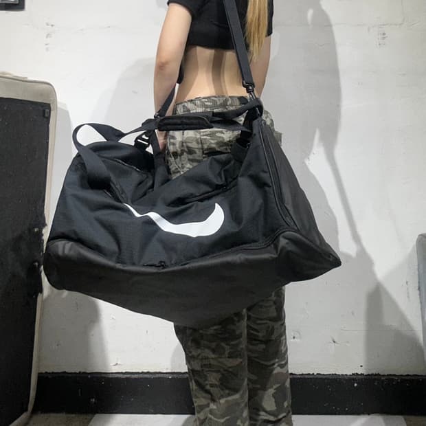 나이키 블랙 브라질리아 더플백 빅 로고 헬스 가방 크로스백 