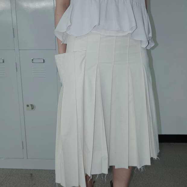 eonts habitat unbalance pleats