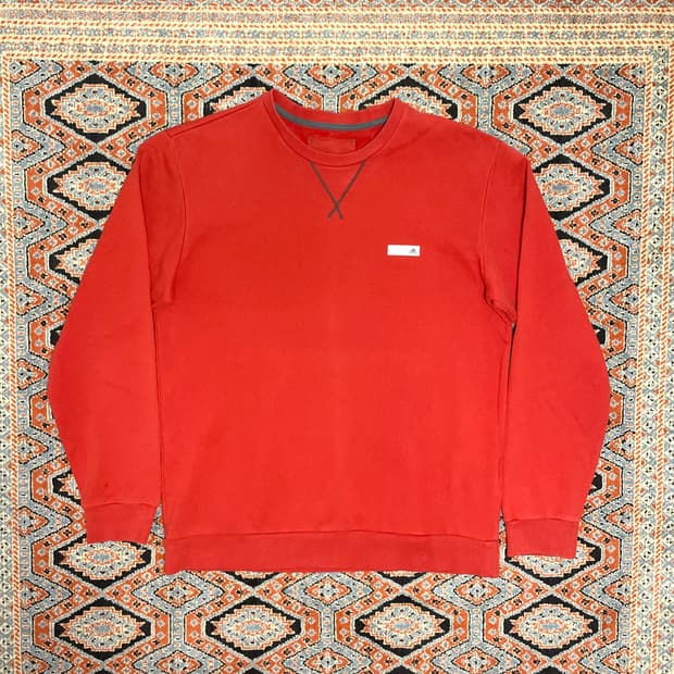 아디다스 삼각로고 레드 맨투맨 남성105