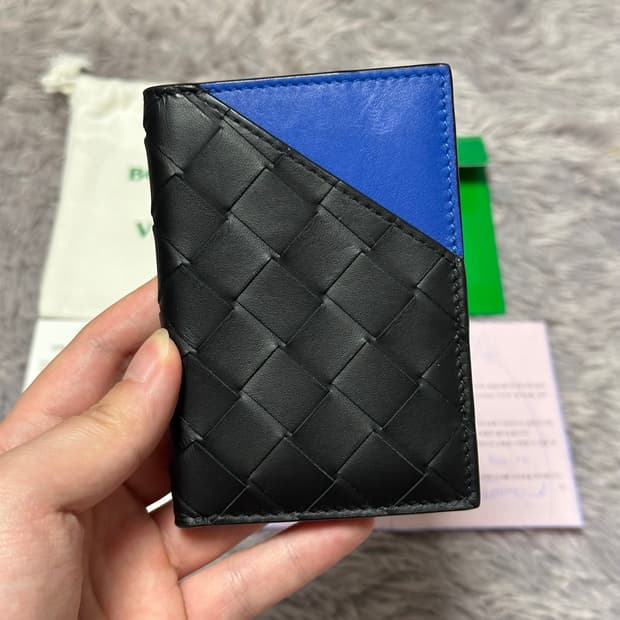 [풀구성] 보테가베네타 인트레치아토 투톤 오거나이저 카드지갑 블랙 블루