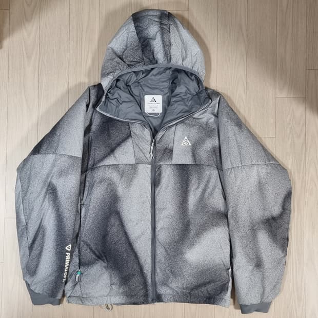 나이키 ACG 롭데도프 오로라