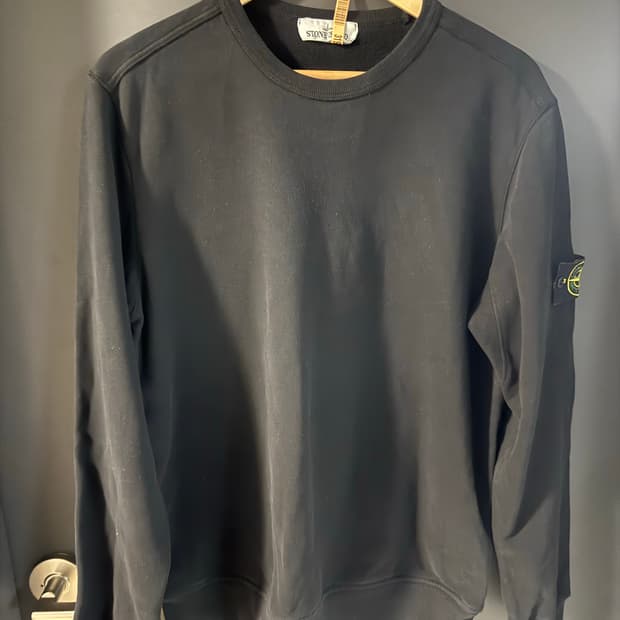 스톤아일랜드 맨투맨 블랙 L