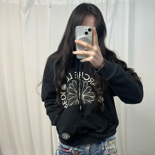 Mardi Mercredi Hoodie