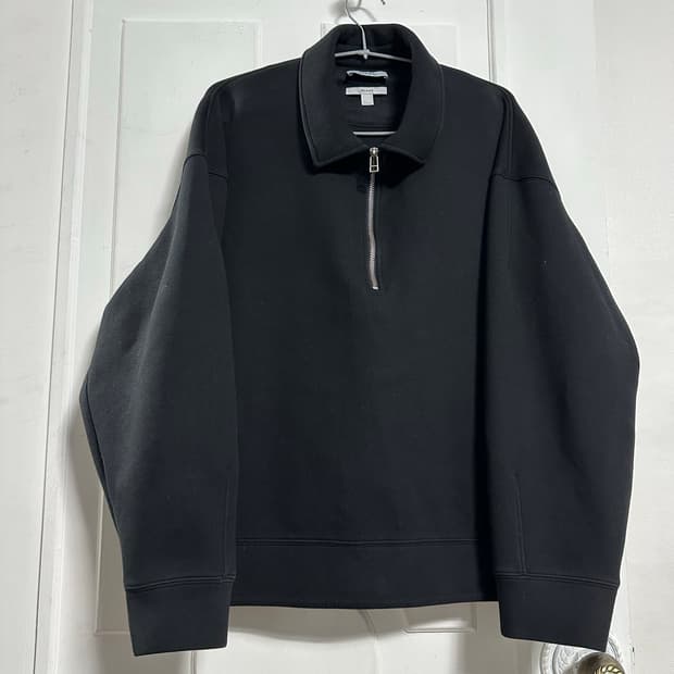 코스 COS 스쿠버 하프집업 폴로