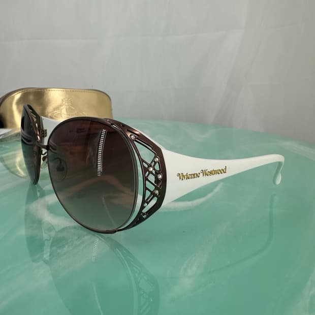 [새상품 무료배송] 비비안웨스트우드 Made in Italy 선글라스