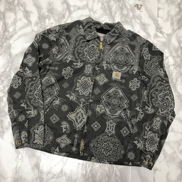 칼하트 디트로이트 자켓 상태굿 희귀 페이즐리