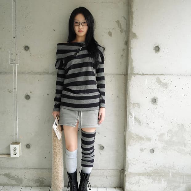 인앤양 Nana turtleneck black