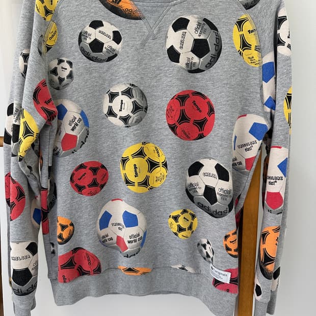 아디다스 맨투맨(사이즈95)