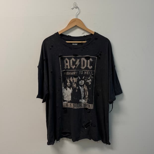 디스트레스드 복각 AC/DC 1979 투어 반팔티