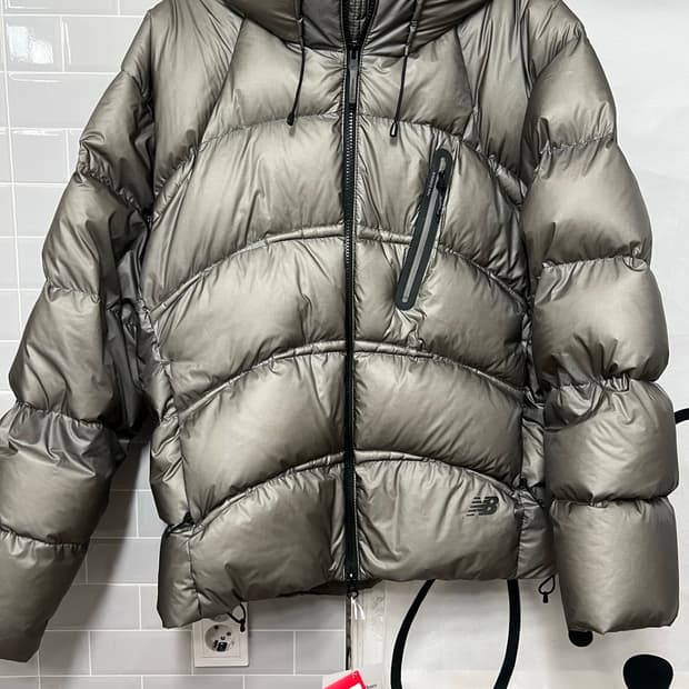 새거 뉴발란스 플라잉77 헤비 구스다운 L GRAY 라지 구스패딩 숏패딩