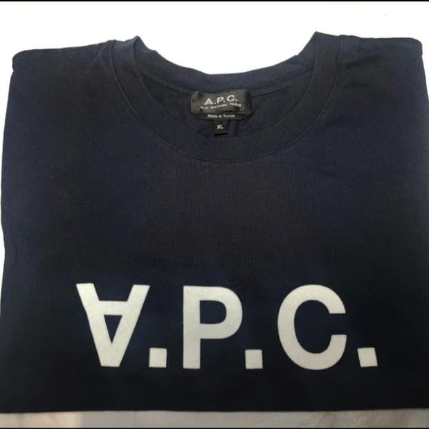 아페쎄 A.P.C 벨벳로고 반팔 네이비 xl