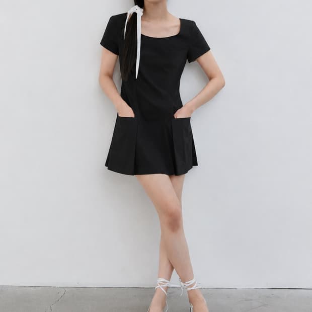 스튜디오테이블 half pleats drees black