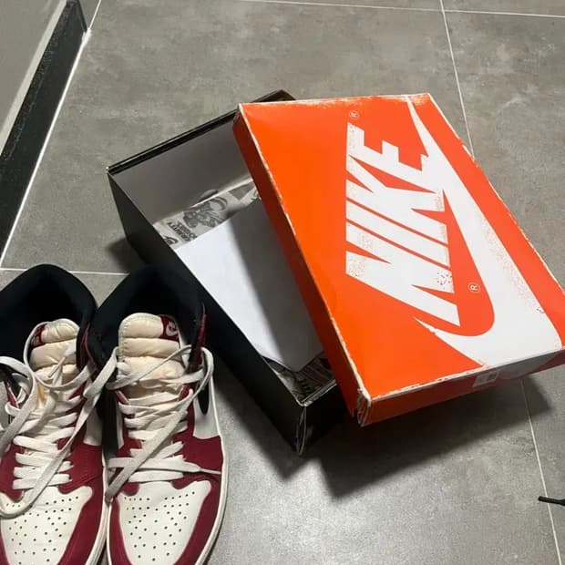 나이키 에어조던1  로스트파운드 2022