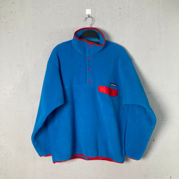 파타고니아 신칠라 스카이블루/레드 (M) 새상품급 