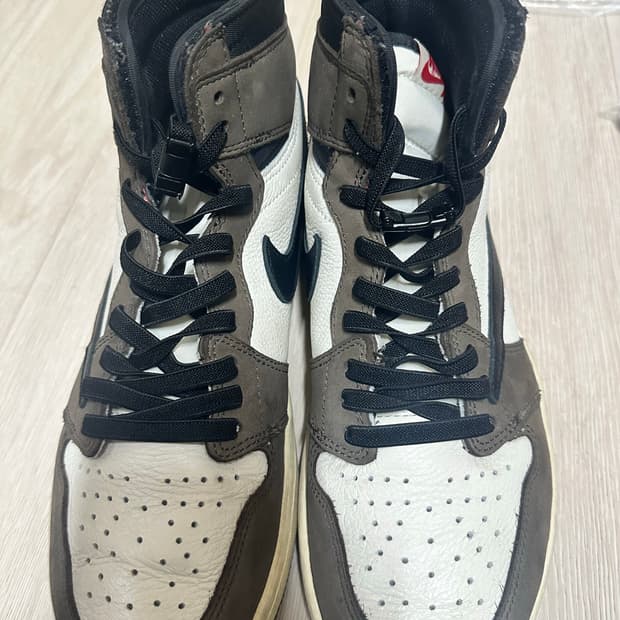 조던 1 x 트래비스 스캇 레트로 하이 OG SP 모카 280