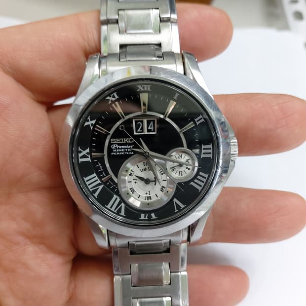 세이코 프리미어 키네틱 