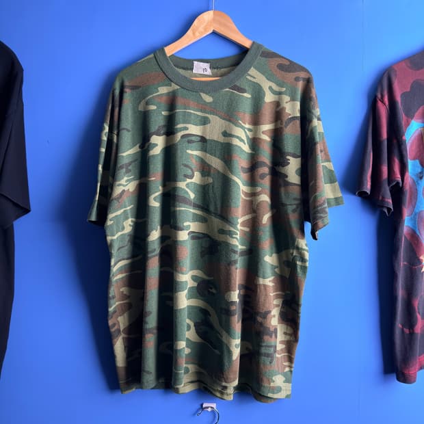 (XL) 90s 빈티지 우드랜드 카모 티셔츠