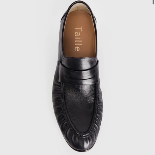 타일레 ALAIN DRAPED LOAFER BLACK