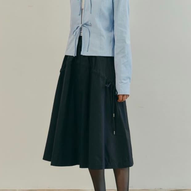 아미디 플레어 스트링 롱스커트 블랙