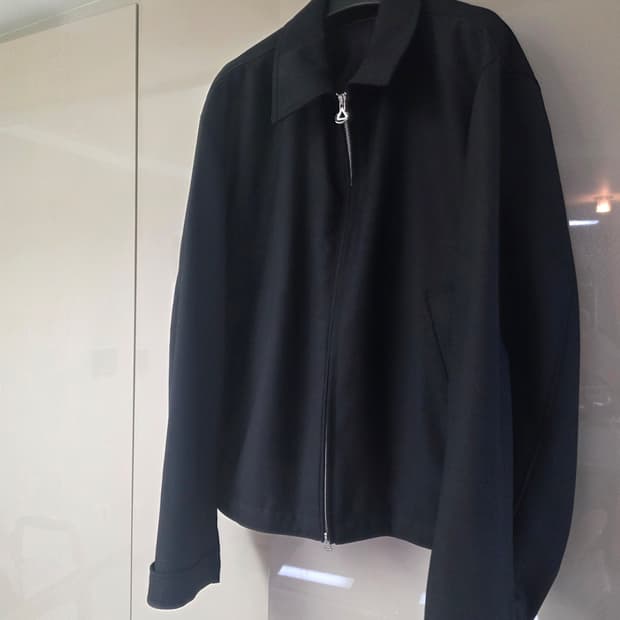 솔리드옴므 울 자켓 52사이즈