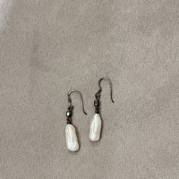 실버 담수진주 드롭 귀걸이