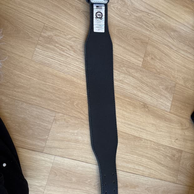 카딜로 310DL 화이트