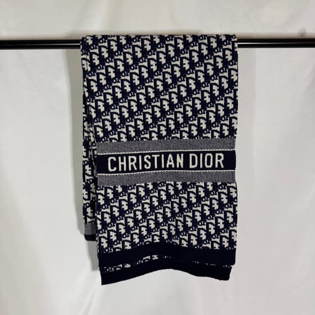 디올 오블리크 리버서블 캐시미어 롱 니트 머플러 목도리