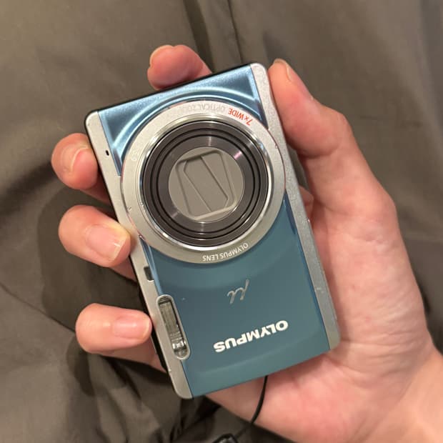올림푸스 뮤 7040 블루