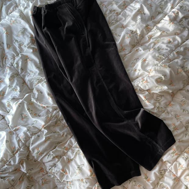 마티앤선즈 25AW 벨벳 트레이닝 팬츠 2사이즈