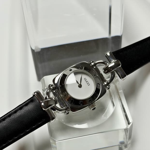 80's90's 빈티지 구찌 홀스빗 실버 화이트 워치