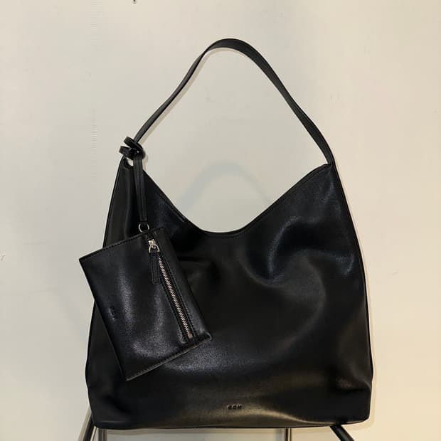 로서울 호보백 블랙 소가죽