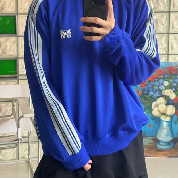 TRACK CREW NECK 트랙 크루넥
