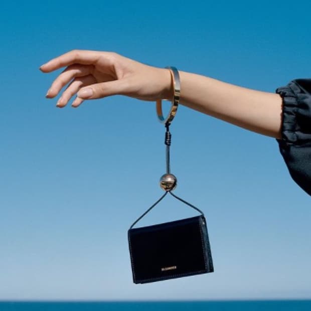 질샌더 브레이슬릿 카드지갑