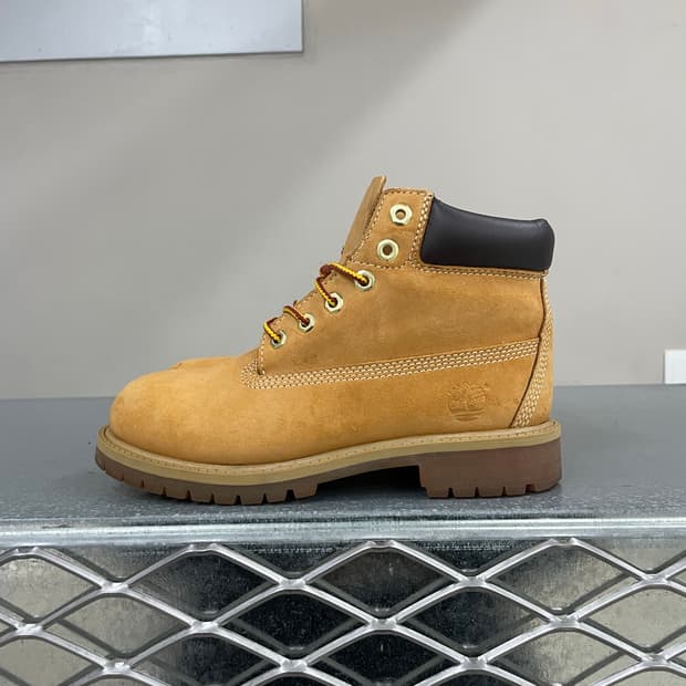 팀버랜드 6인치 프리미엄 부츠 210