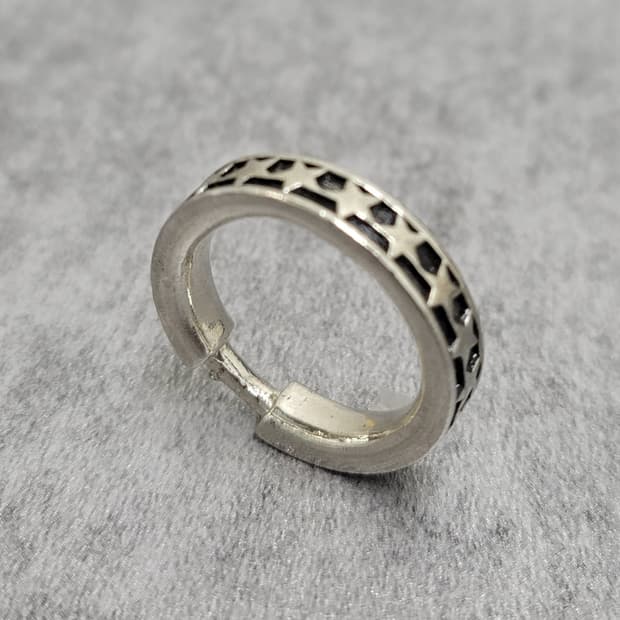 star ring