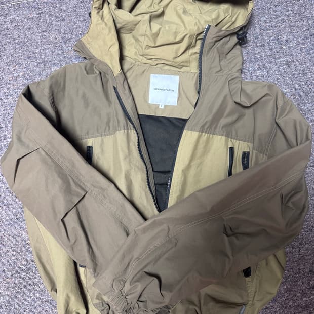 에스피오나지 바람막이