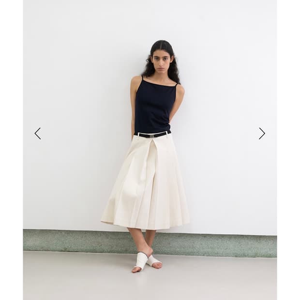 LE17SEPYEMBRE. KATIE PLEATS SKIRT
