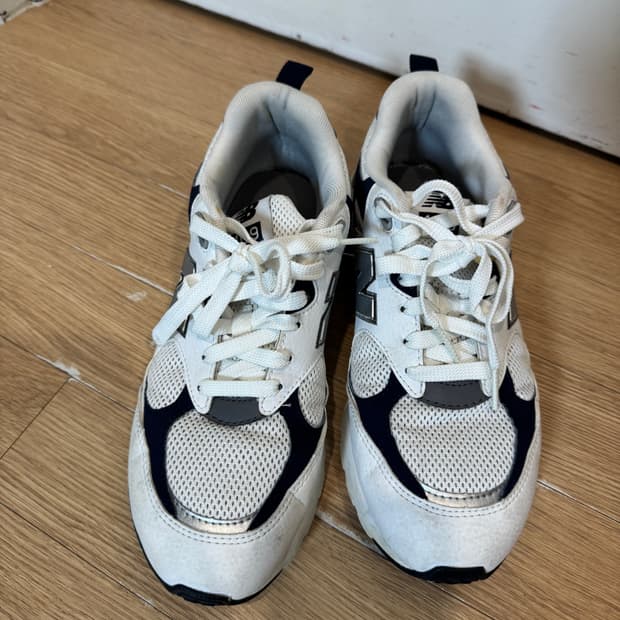뉴발란스 109 운동화 255