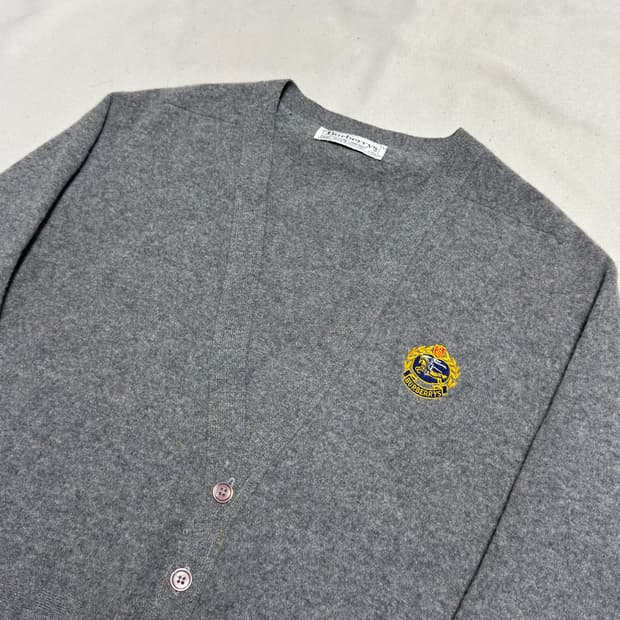 42 버버리 그레이 가디건
