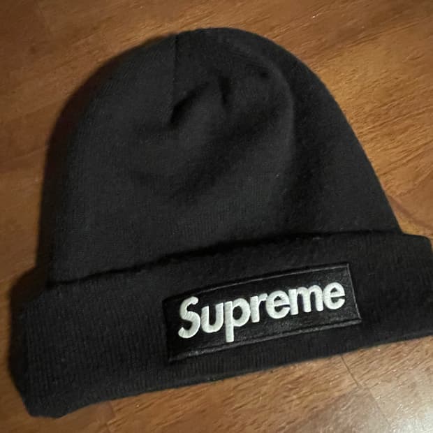 슈프림 박스로고 뉴에라 비니 블랙